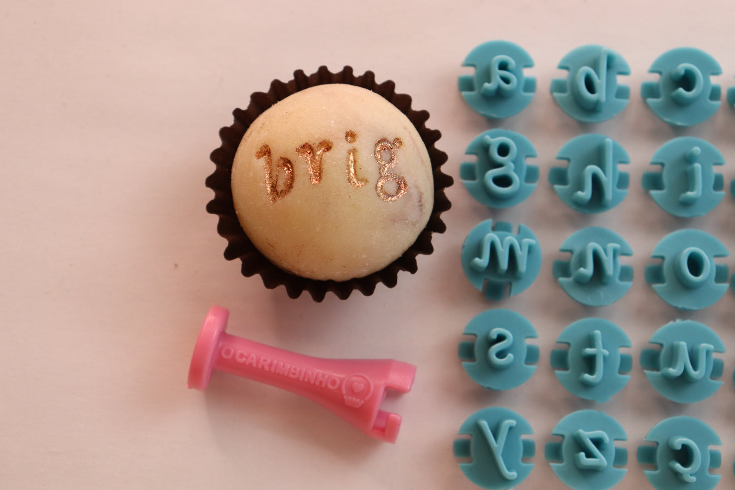 Carimbos para brigadeiros - Letrinhas